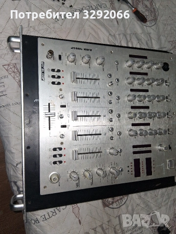 миш пулт, снимка 4 - Ресийвъри, усилватели, смесителни пултове - 53114497