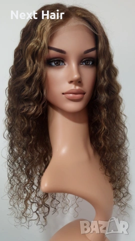 Афро къдрава естествена перука, кафява с руси кичури, 55 см, Lace 4х4, снимка 2 - Аксесоари за коса - 53283334