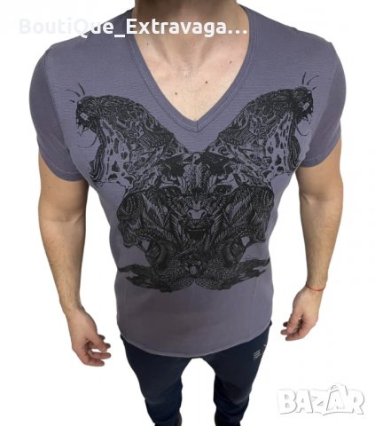 Мъжка тениска Roberto Cavalli V-Neck !!!