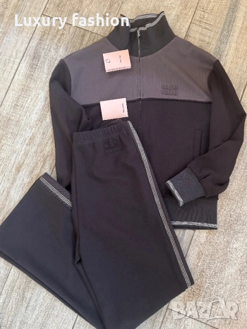 Дамски спортен комплект Miu Miu