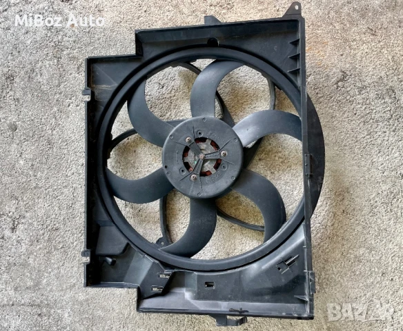 Перка охлаждане вентилатор БМВ Е90 91 BMW, снимка 2 - Части - 50542394