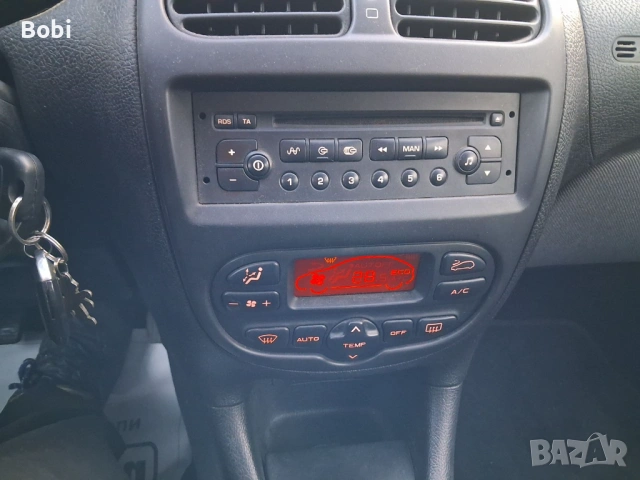 Peugeot 206 Седан 1.4i, снимка 9 - Автомобили и джипове - 39703562