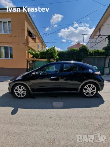Honda Civic 2. 2 i-CTDi, снимка 2 - Автомобили и джипове - 55973559