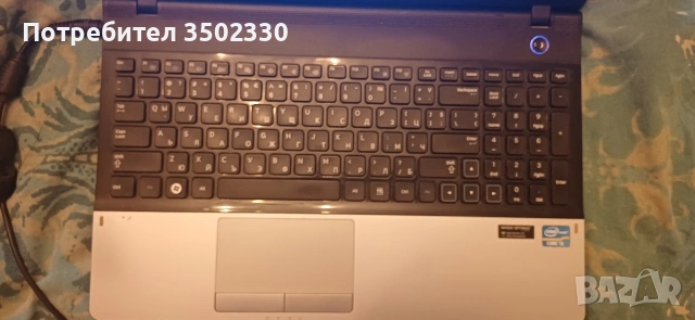 Лаптоп Samsung, снимка 2 - Лаптопи за дома - 53303744