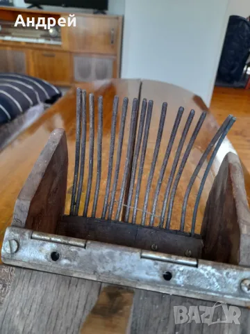 Старинен уред за бране на боровинки #3, снимка 6 - Антикварни и старинни предмети - 50234395