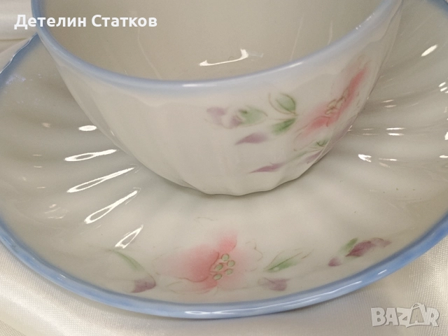 Порцеланови чаши