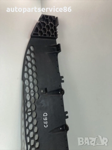 Преден долен панел за KIA Ceed 1.6 CRDi (2008) 86565-1H000, снимка 2 - Части - 53243521