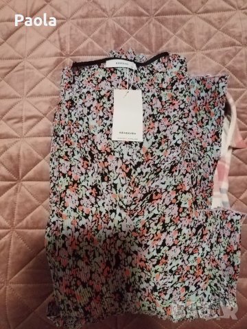 Уникална цветна рокля, снимка 2 - Рокли - 40304523