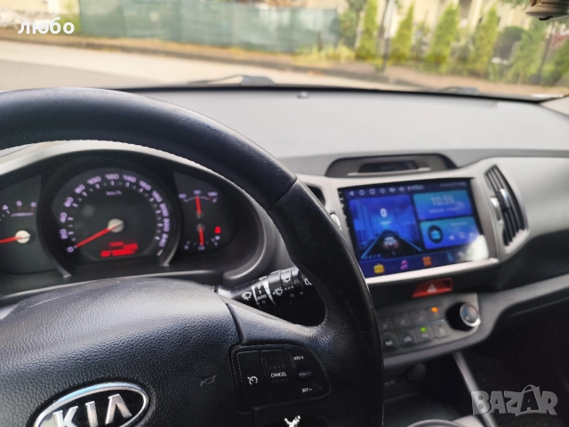 Киа Спортидж 2.0 crdi, снимка 11 - Автомобили и джипове - 51997958