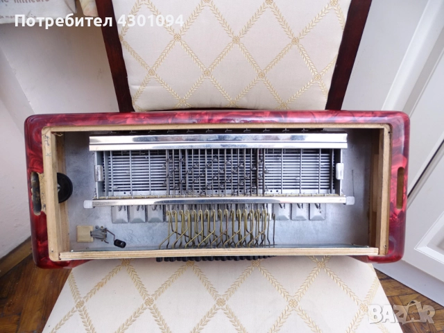Корпус (баси) с тарги за Акордеон Weltmeister Stella 48 баса, снимка 9 - Акордеони - 52363844