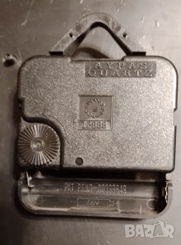 Стенен ЧАСОВНИК, снимка 4 - Стенни часовници - 52337432