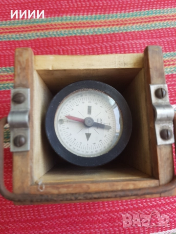 Военен уред с компас