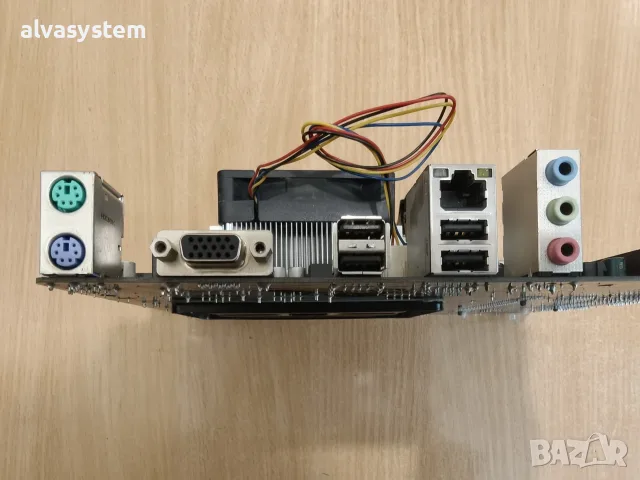 Дънна платка GIGABYTE GA-F2A55M-S1 Socket FM2, DDR3 с охлаждане, снимка 3 - Дънни платки - 56192567