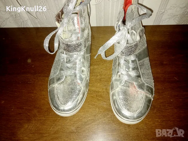 Сребърни кецове, снимка 2 - Кецове - 50125505