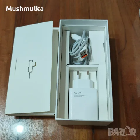 Продавам Xiaomi 12X Gray (8GB RAM / 128GB ROM) – Пълен комплект с 67W зарядно + калъф, снимка 2 - Xiaomi - 56151938