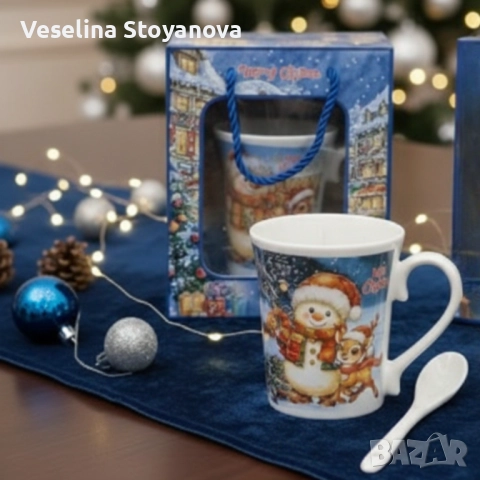 Празничен комплект за топли напитки – Керамична чаша и лъжичка в коледна опаковка, снимка 4 - Чаши - 52638923