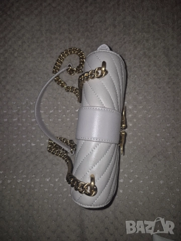 Pinko чанта оргинал, снимка 10 - Чанти - 52495518