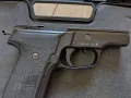 Боен пистолет "Зиг Зауер" Р 229, снимка 5