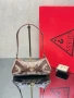 чанти guess , снимка 6