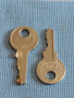 Две ключета за катинар за КОЛЕКЦИЯ ДЕКОРАЦИЯ АРТ ИНСТАЛАЦИЯ 40970, снимка 1 - Други ценни предмети - 44837212