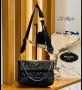 Дамски чанти Prada, снимка 1