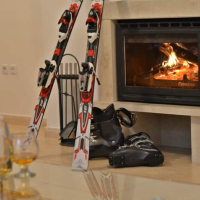 Продава двустаен апартамент на ски пистите в Пампорово , снимка 2 - Aпартаменти - 44794340