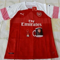 Футболна тениска на Арсенал/Arsenal, снимка 1 - Футбол - 23856991
