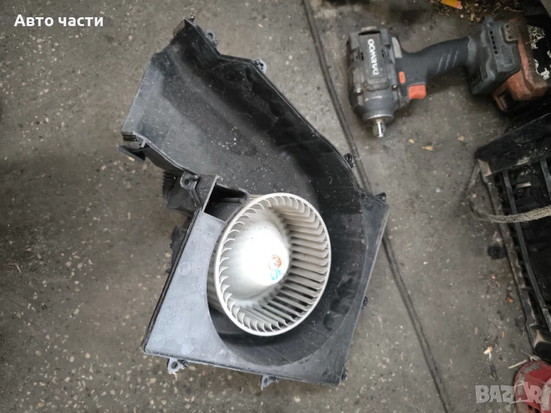 Вентилатор за парно за NISSAN PRIMERA P12 1.8 16V 27200AV602 27200av602, снимка 1
