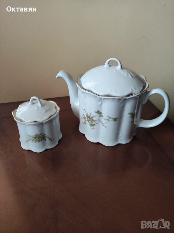 Порцеланов чайник, захарница, снимка 1