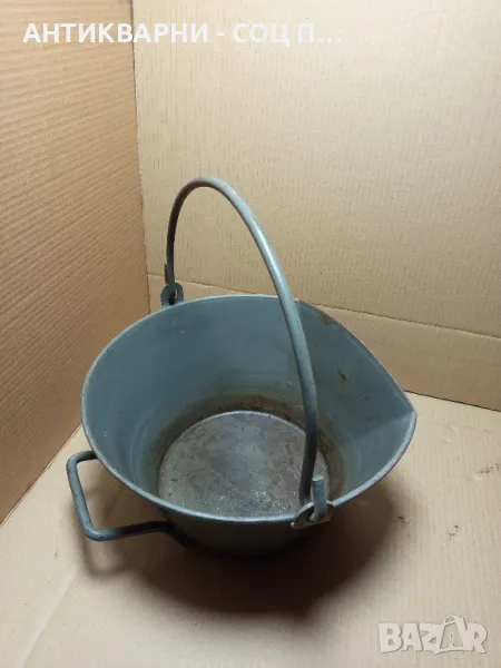 Соц Стар Метален Съд За Въглища., снимка 1