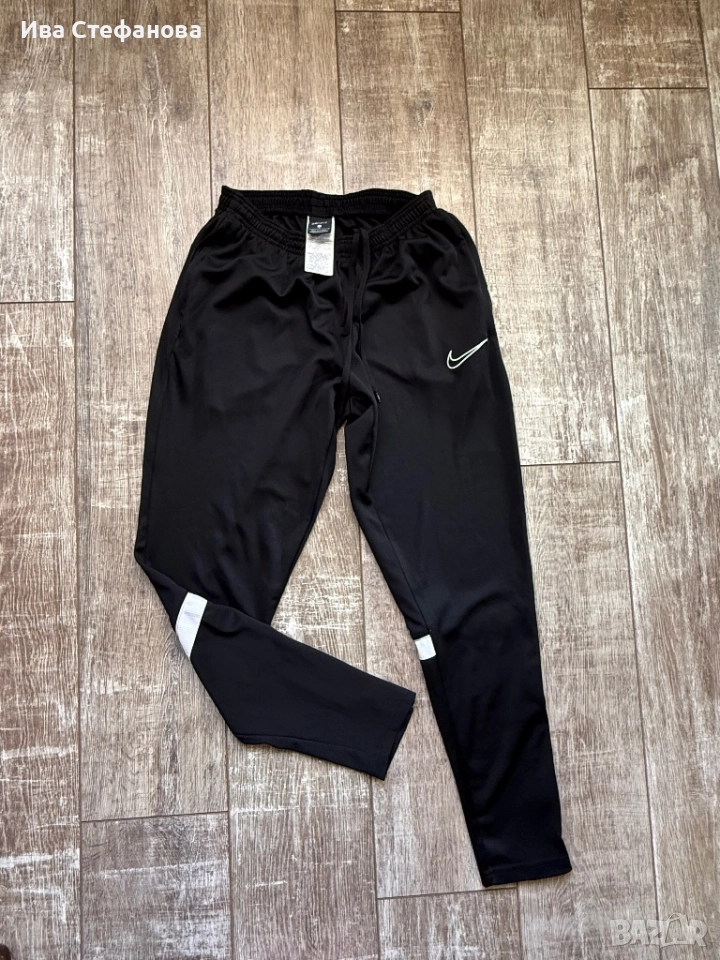 Ново оригинално марково спортно дамско долнище Nike nike Найк , снимка 1