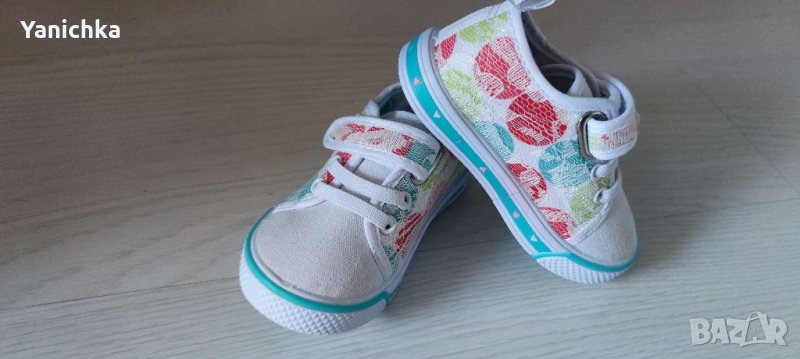 Нови бели текстилни обувки с дантела и цветя, размер 21, снимка 1