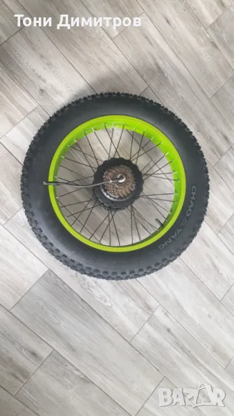 Гума за велосипед Фатбайк 20х4, снимка 1