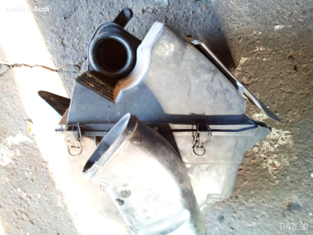 Филтърна кутия Ауди А6 С4, снимка 1