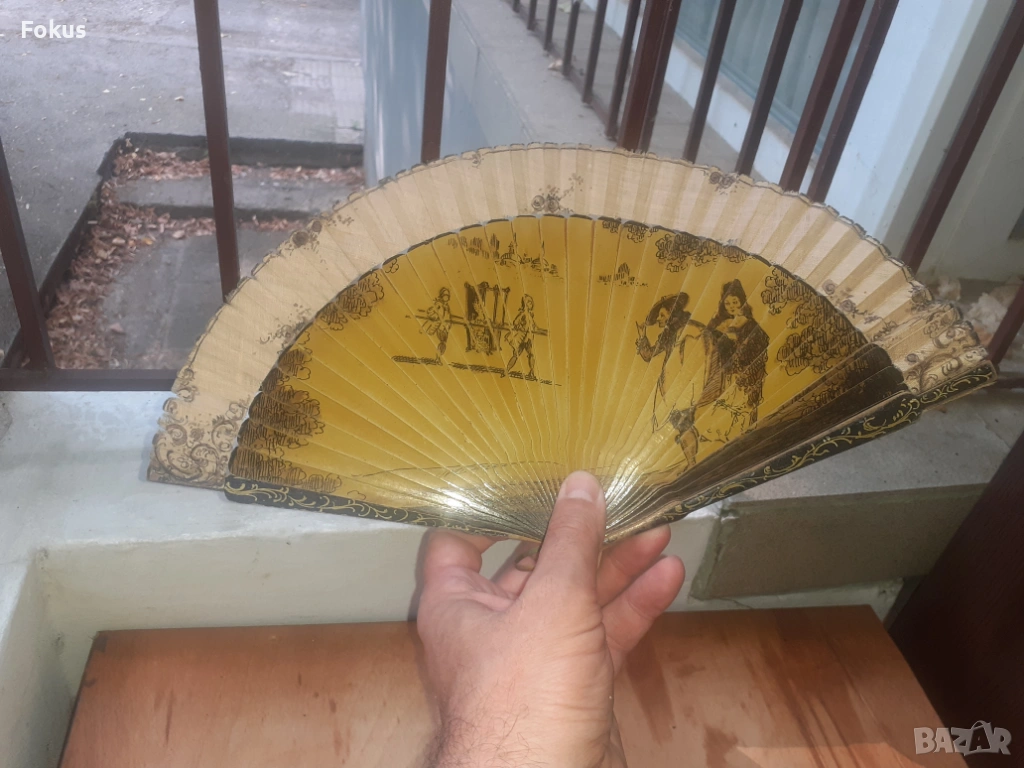 Старо дамско ветрило 19 век дърво и коприна ръчно рисувано, снимка 1