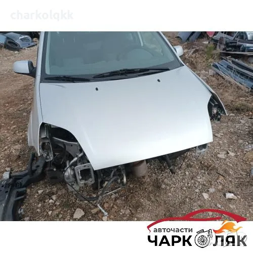 Преден капак форд фиеста 1.4 тдци, снимка 1