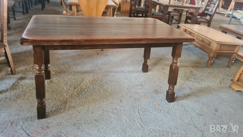 разтегателна маса с резбовани крака , снимка 1