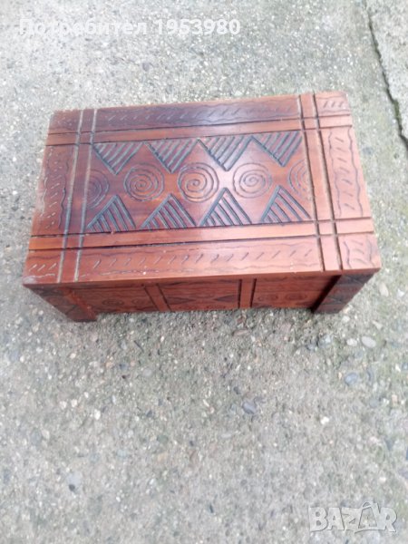 Старинна дървена кутия за бижута, снимка 1