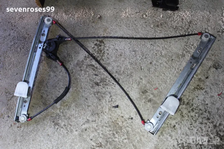 Механизъм стъкло ляво Форд Фиеста 6 2011 1.4tdci 68hp Ford Fiesta 6 2/3 врати , снимка 1