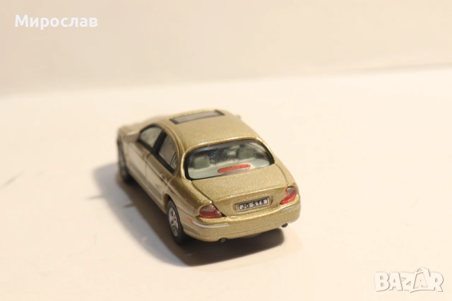 1:72 HONGWELL JAGUAR ИГРАЧКА КОЛИЧКА МОДЕЛ, снимка 6 - Колекции - 53605720