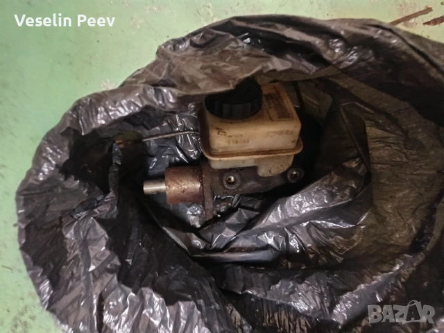 Спирачна помпа с разширителен съд голф 2 1,6 RF