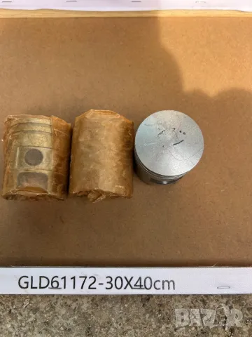 Продавам бутала за мотор, снимка 1