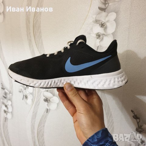  маратонки Nike REVOLUTION 5  номер 41,5-42, снимка 9 - Маратонки - 40257205