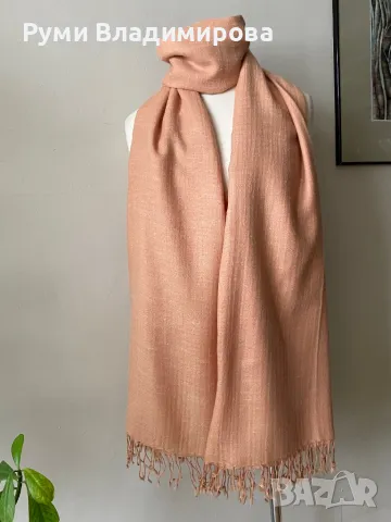 Голям, бледо розов шал от 100 % пашмина, 2 метра, снимка 7 - Шалове - 49789294