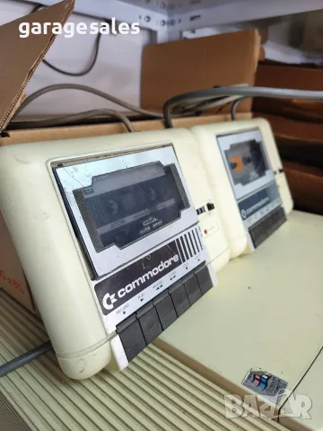 Касетофон за запис на програми и игри за Commodore 64