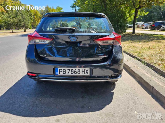 Toyota Auris 1.8 фейс / хибрид + газ, снимка 5 - Автомобили и джипове - 41687521