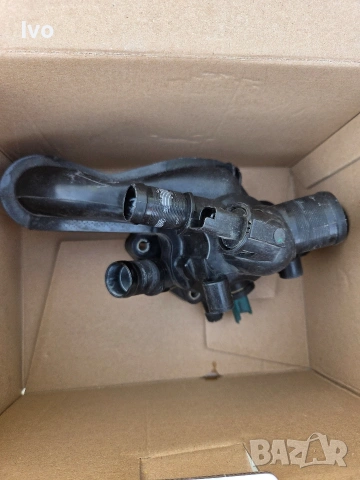 Термостат за пежо, снимка 2 - Части - 53761395