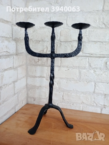 Стар свещник ковано желязо