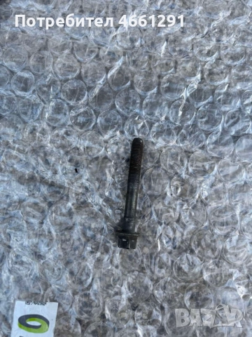 Болтове за двигател на Мерцедес Mercedes 2.2Cdi 651 само по 5лв. броя, снимка 5 - Части - 52556407