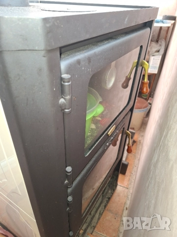 Каменна с водна риза и фурна Прити